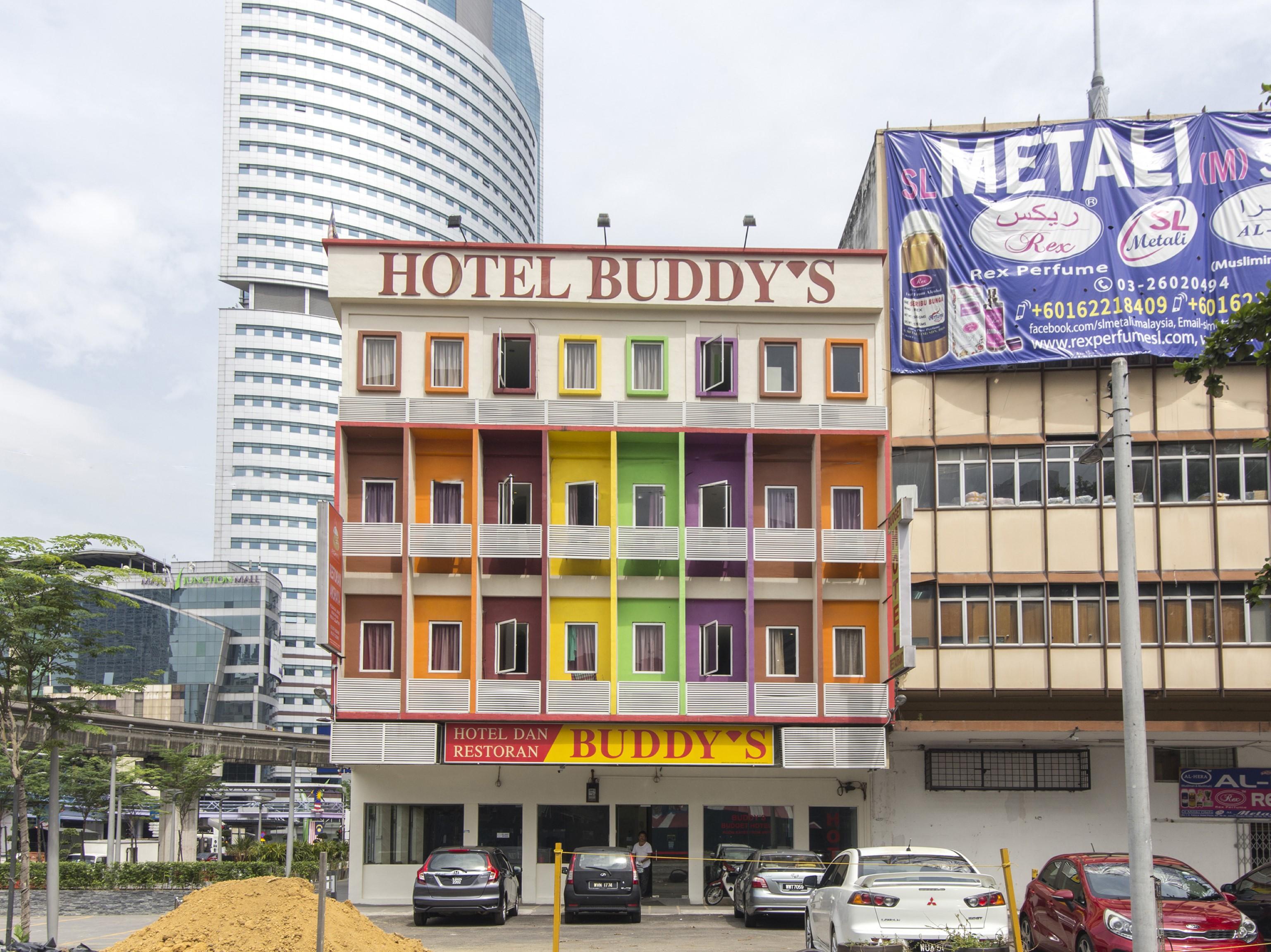 Oyo 327 Buddys Hotel — Photos 2